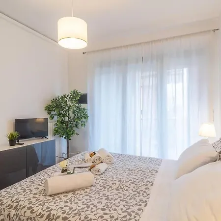 Charme In Porta Palio - Center * فيرونا