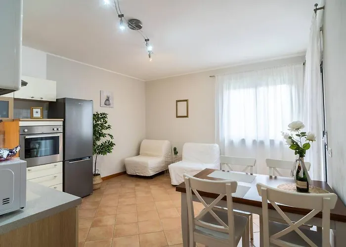 Charme In Porta Palio - Center * فيرونا